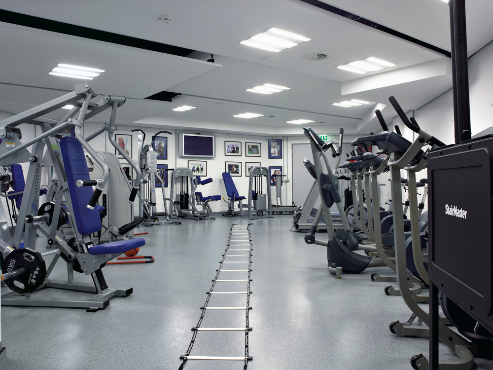 norament 992 grano 9 mm elastic flooring for weight training and power sports rooms