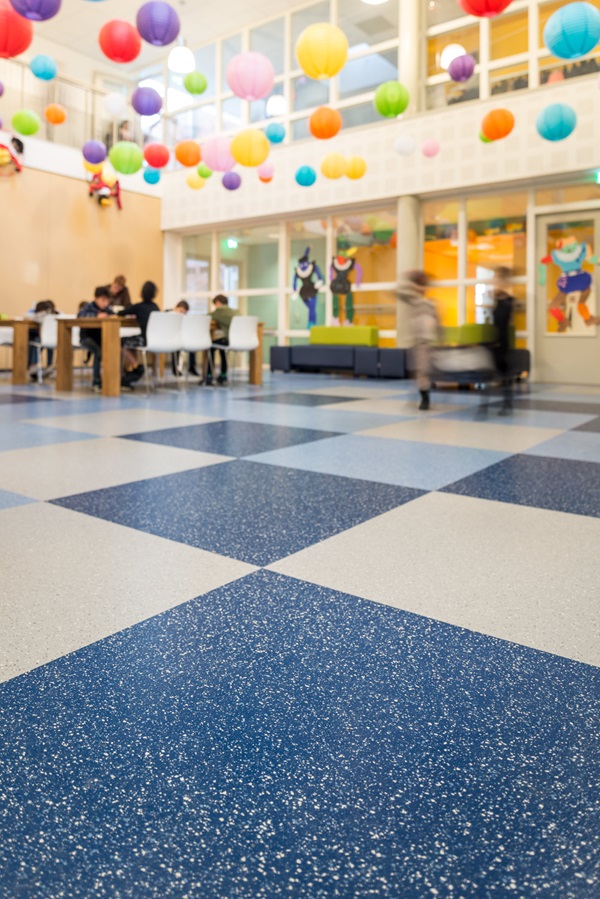 Floor coverings bring colour into schools
