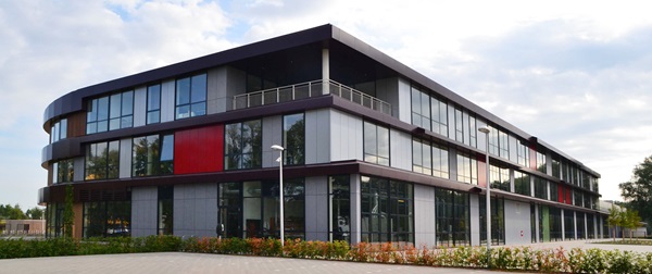 C.T.Stork College - a reference for nora floor coverings. Industrial appearance on the urban side of the building