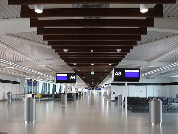 Durable norament 926 rubber floor tiles installed with the innovative nora nTx installation system, provide first class aesthetics, acoustics and safety in the transformation of Manchester Airport.