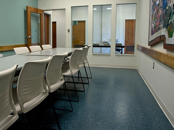 1-SpauldingsLibrary_Mob